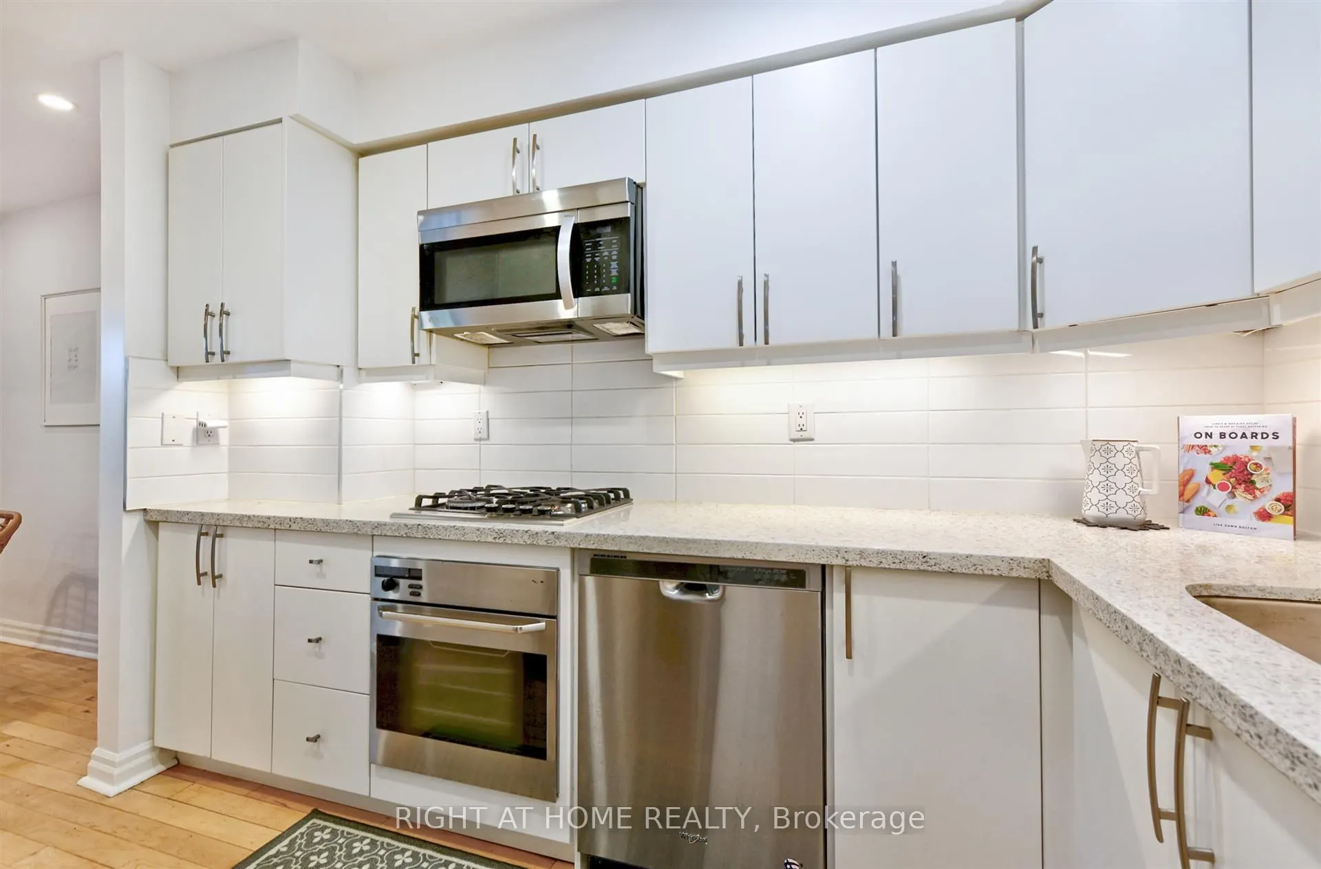 600 Silver Creek Boulevard, #3