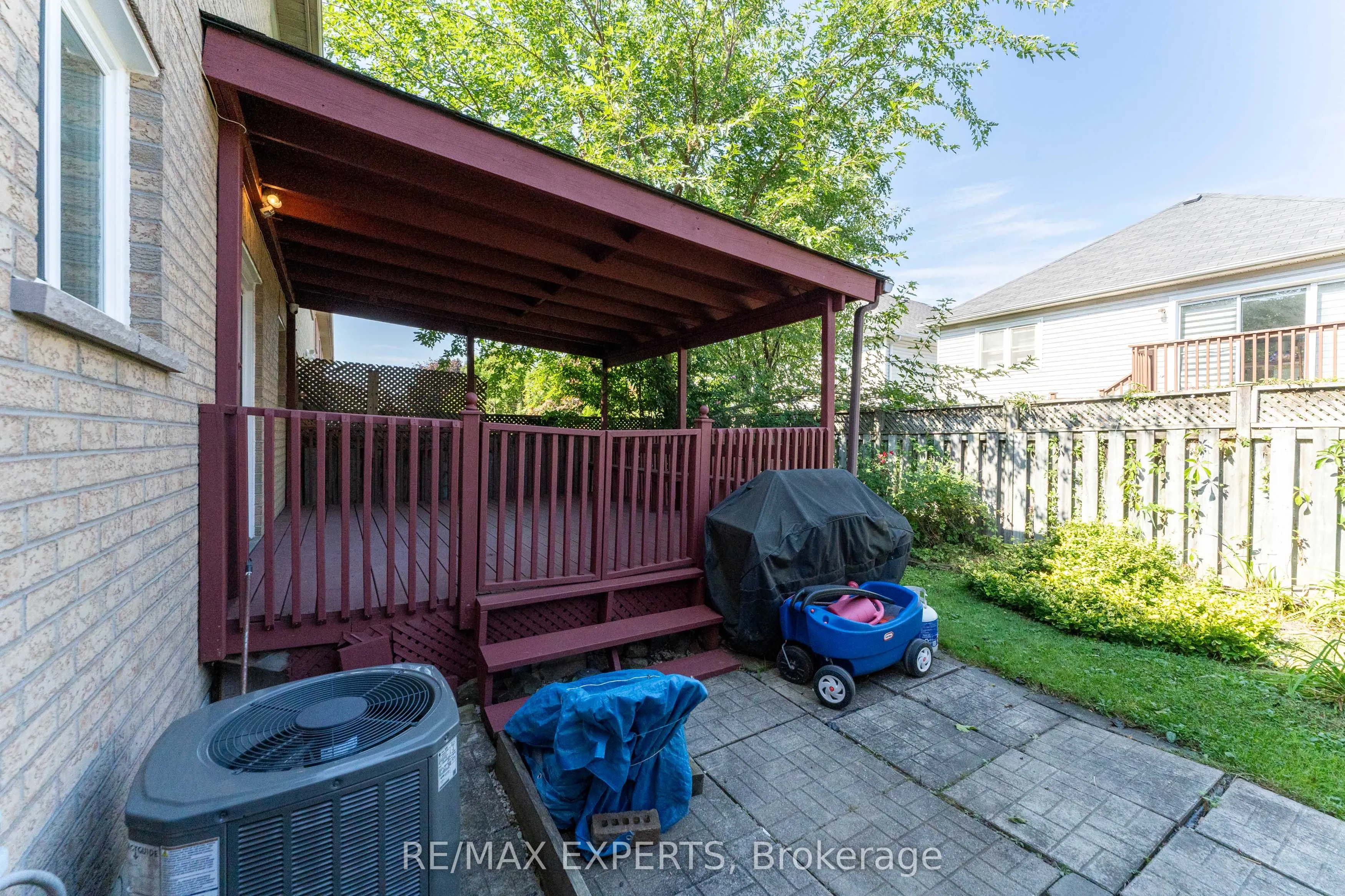 39 Softneedle Avenue