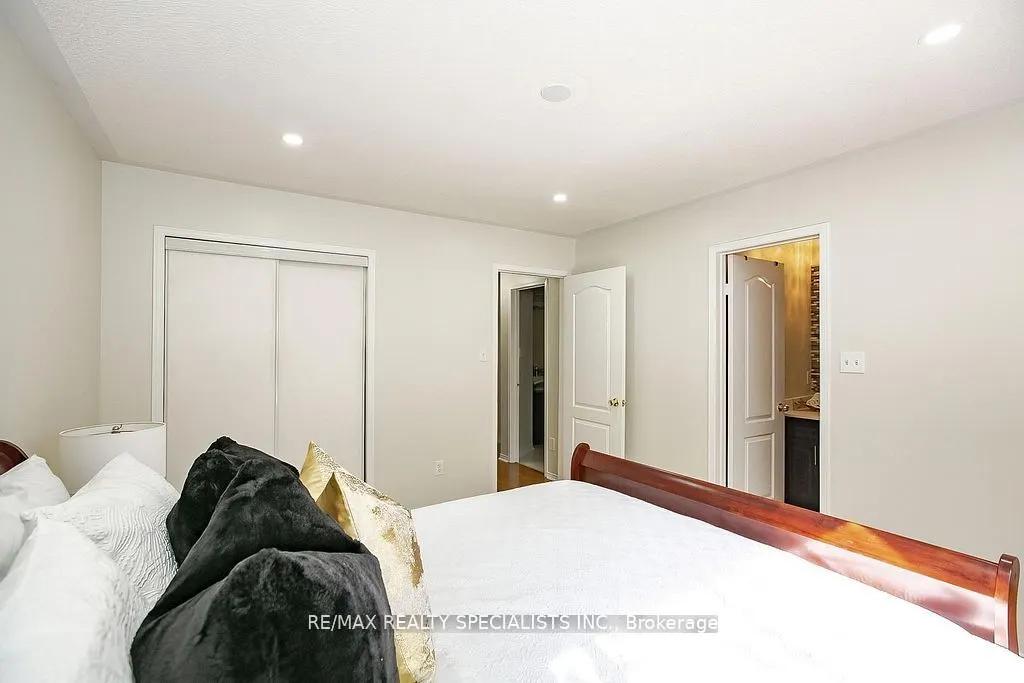 7243 Frontier Ridge