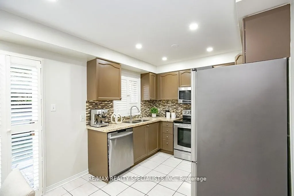 7243 Frontier Ridge