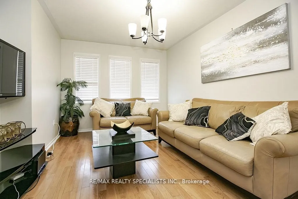7243 Frontier Ridge