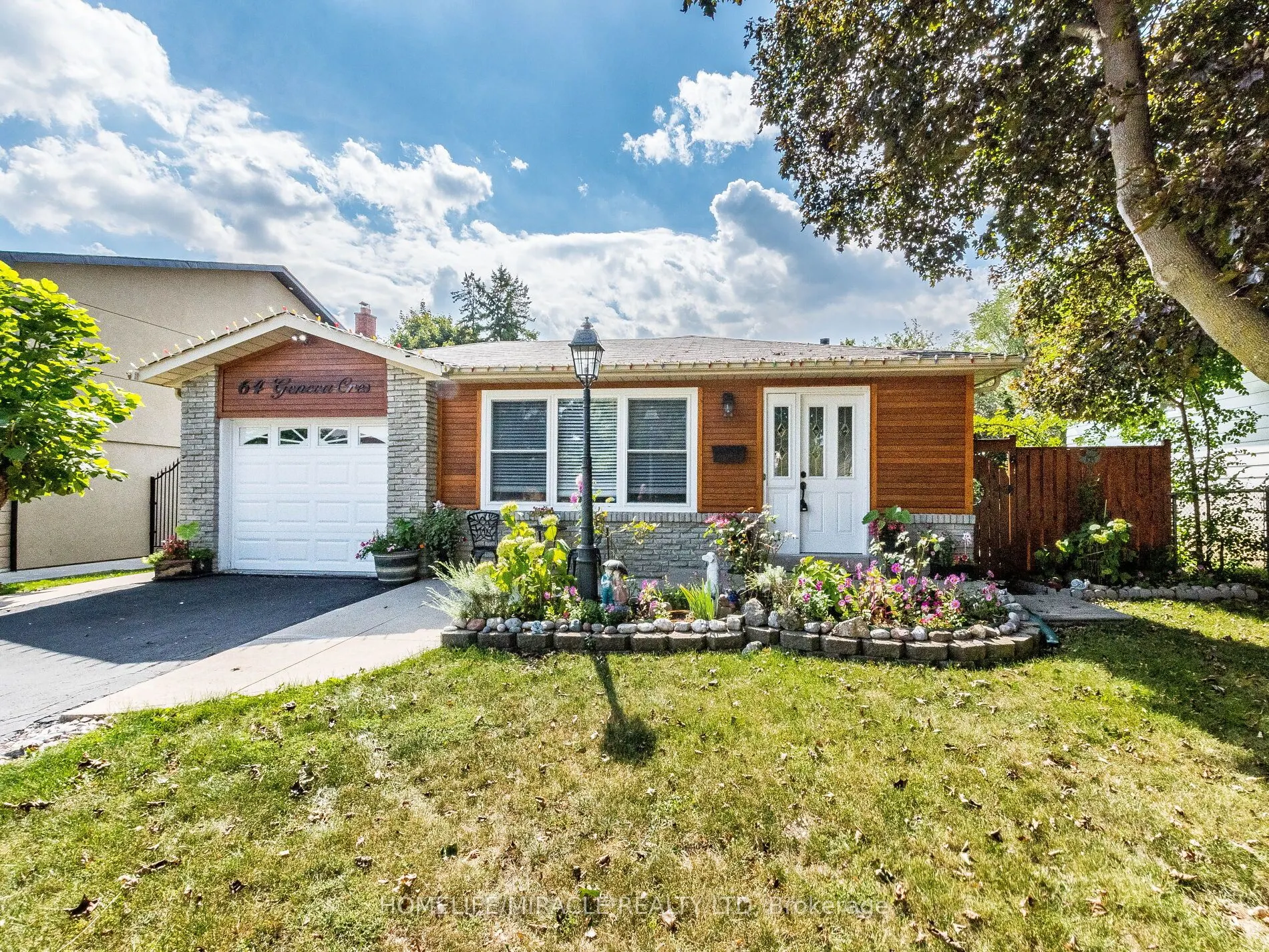 64 Geneva Crescent