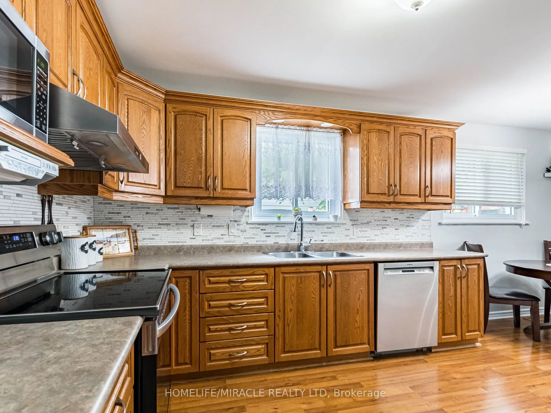 64 Geneva Crescent