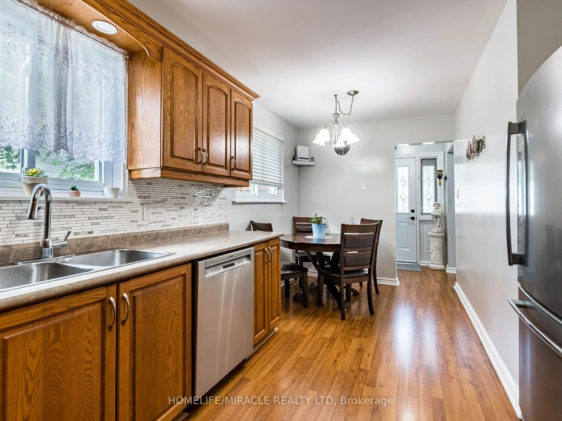 64 Geneva Crescent