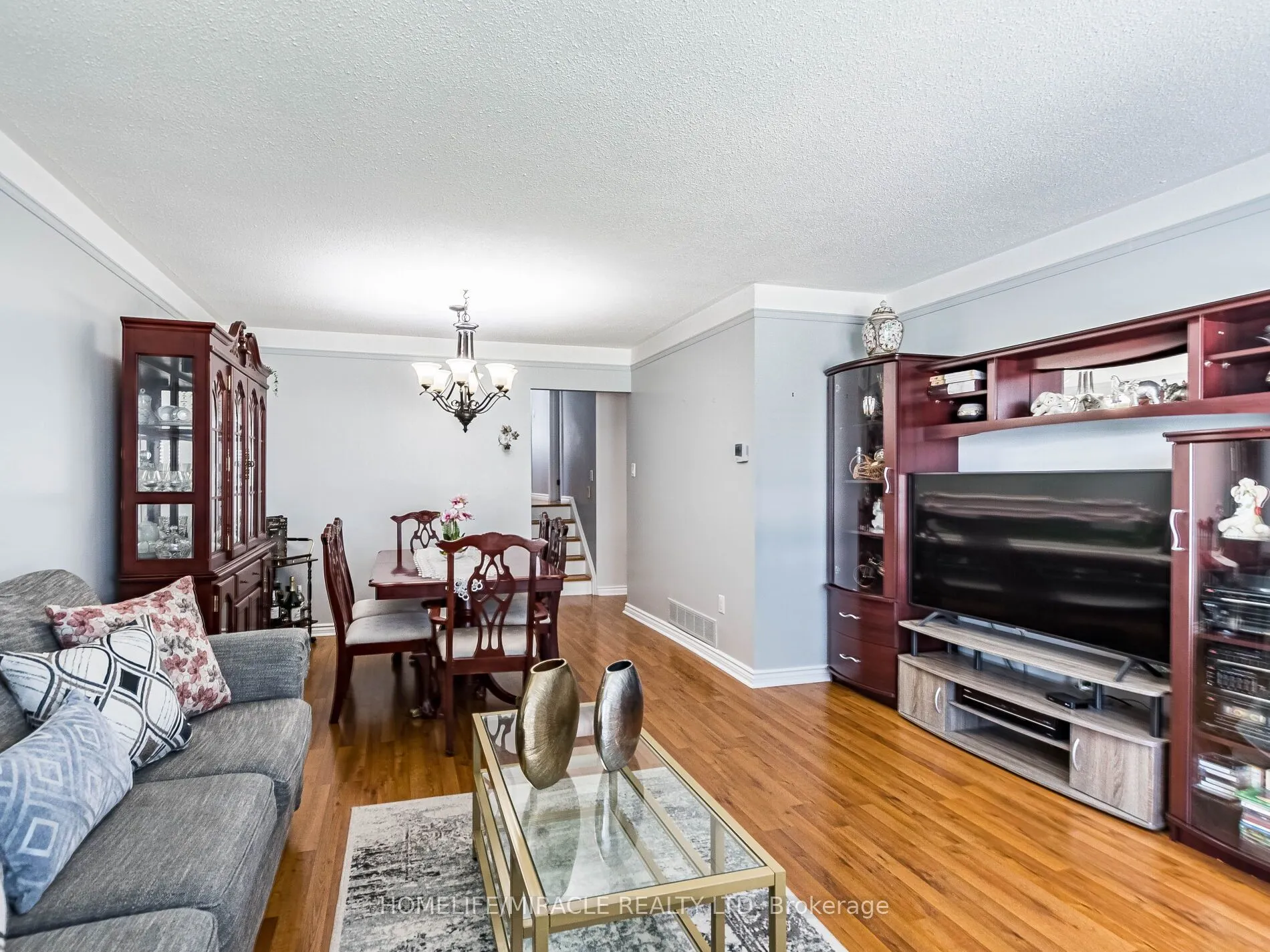 64 Geneva Crescent