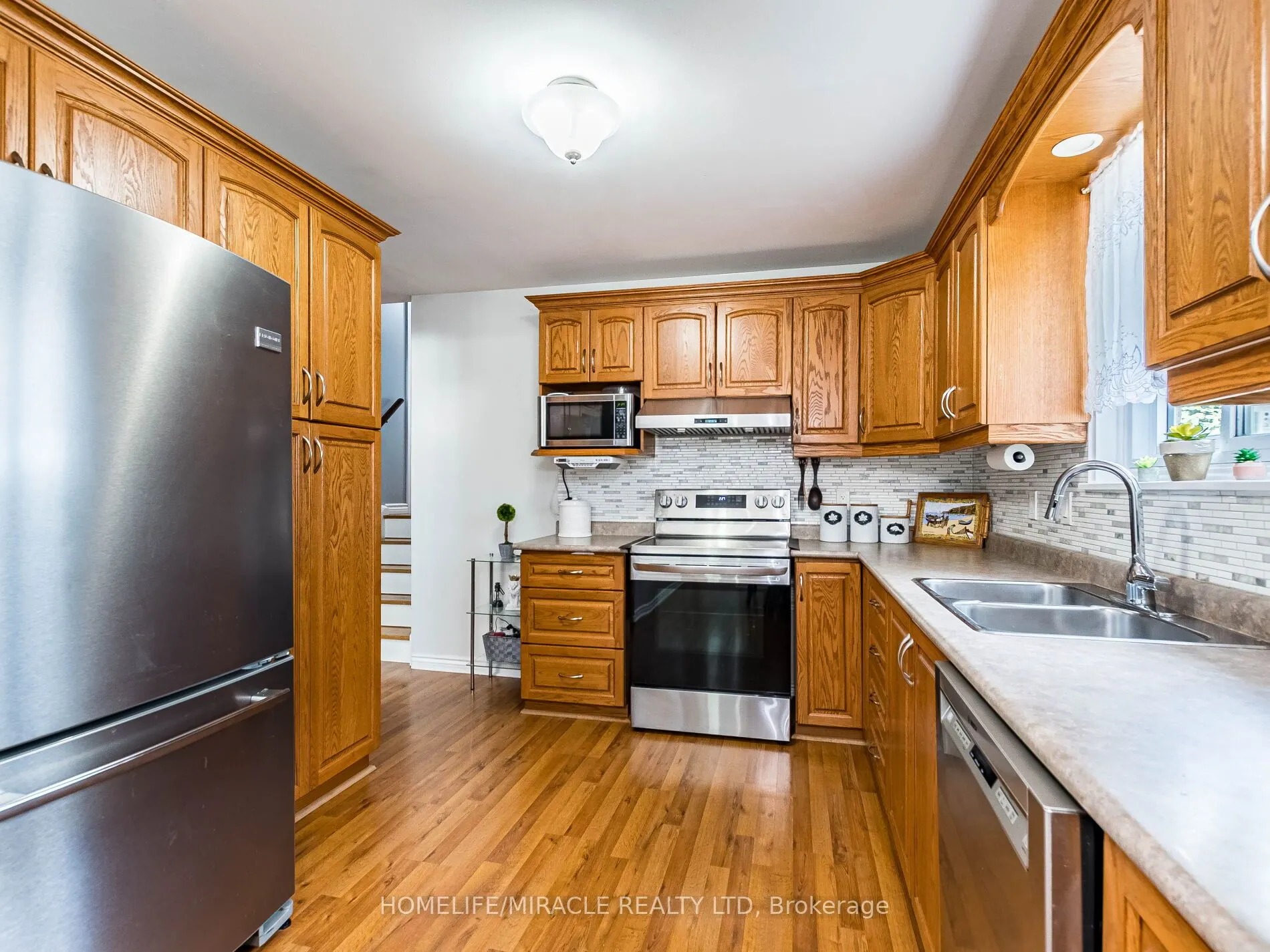 64 Geneva Crescent