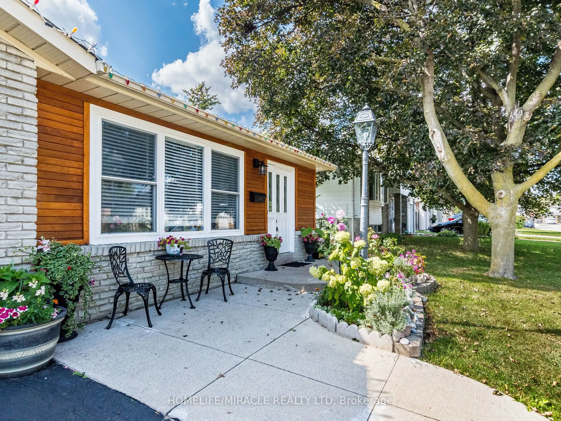 64 Geneva Crescent