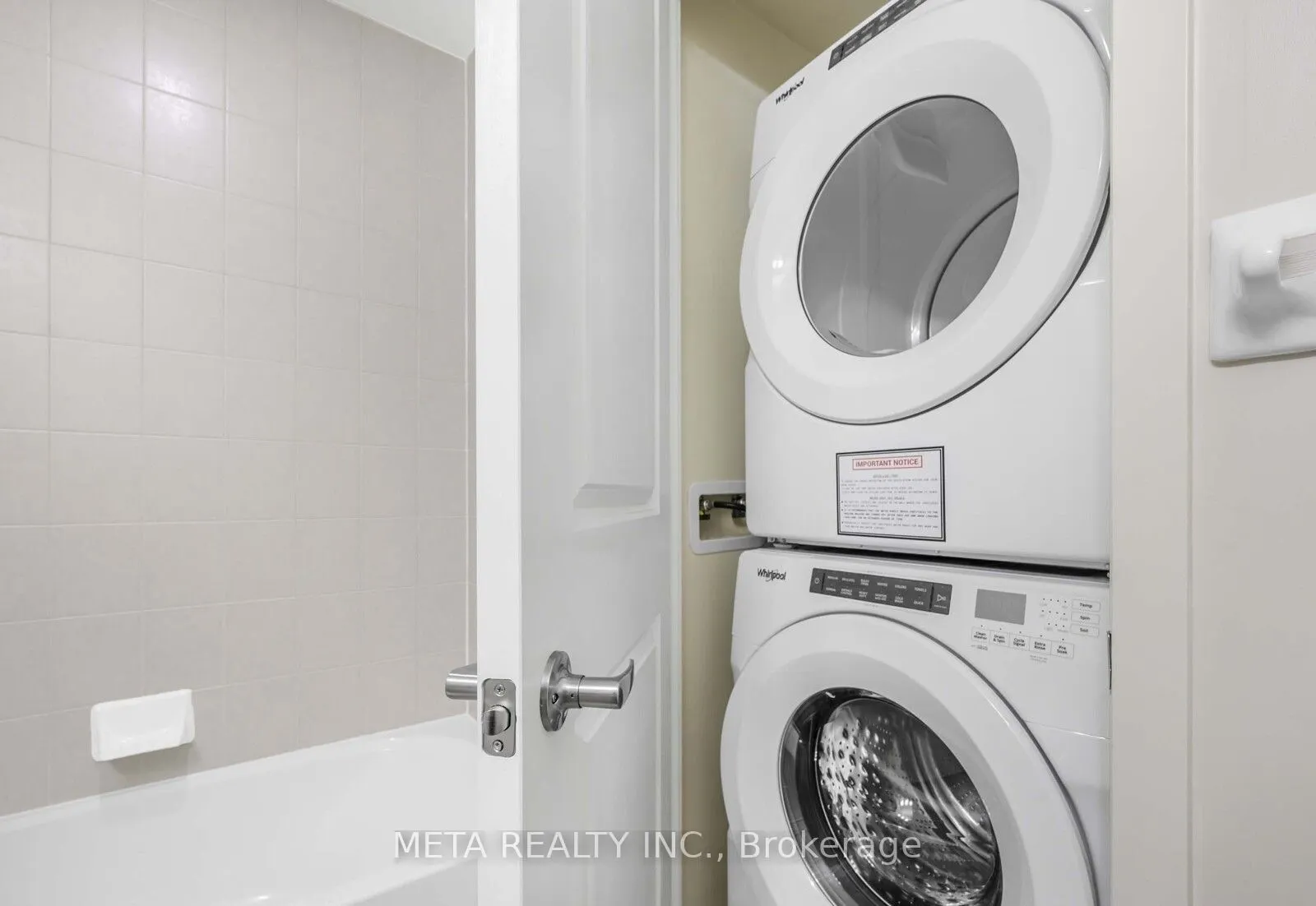 38 Annie Craig Drive, #2907