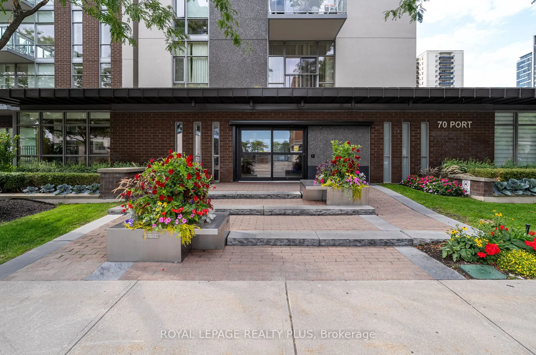 70 Port Street E, #410