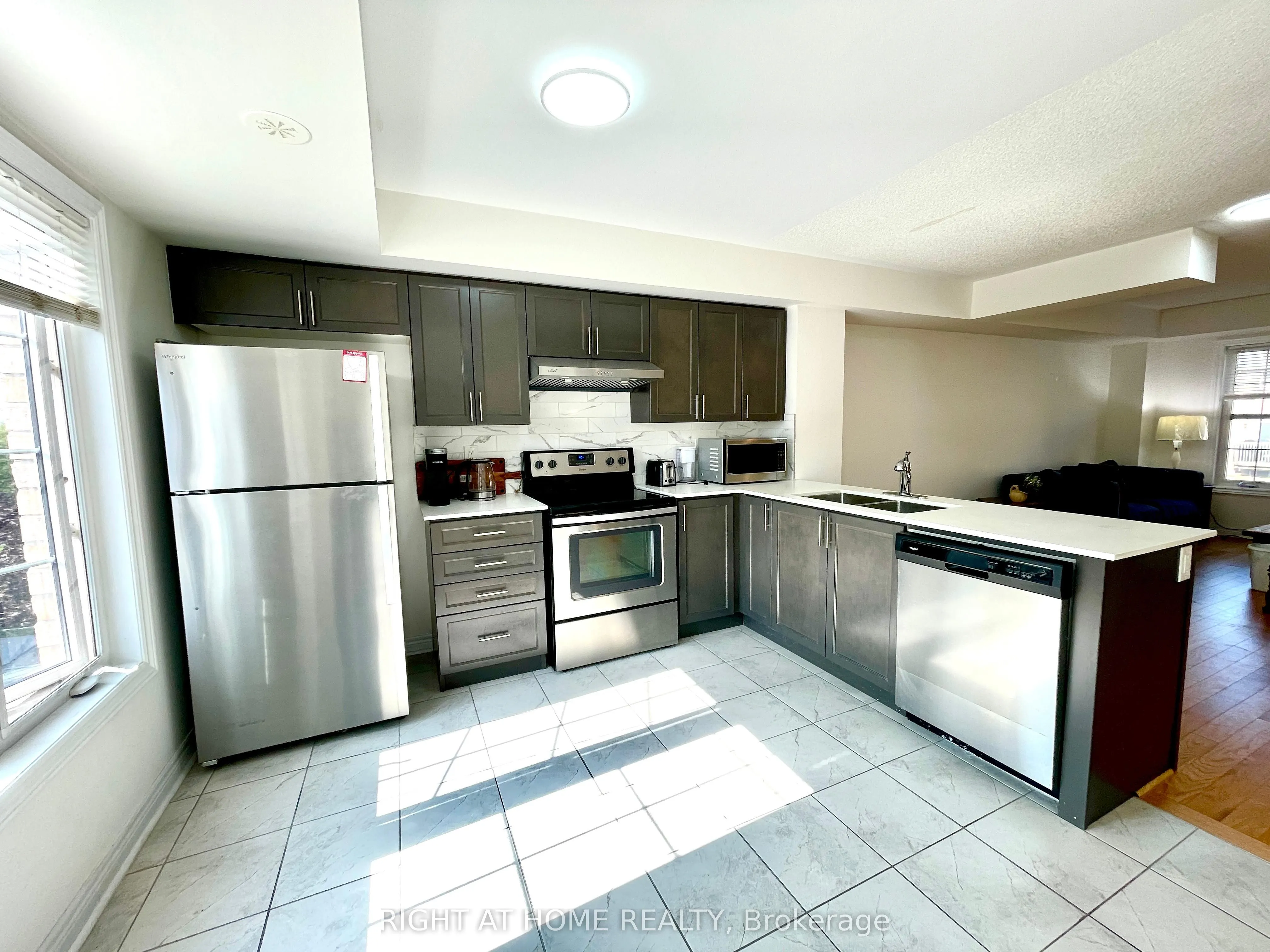 2280 Baronwood Drive, #91