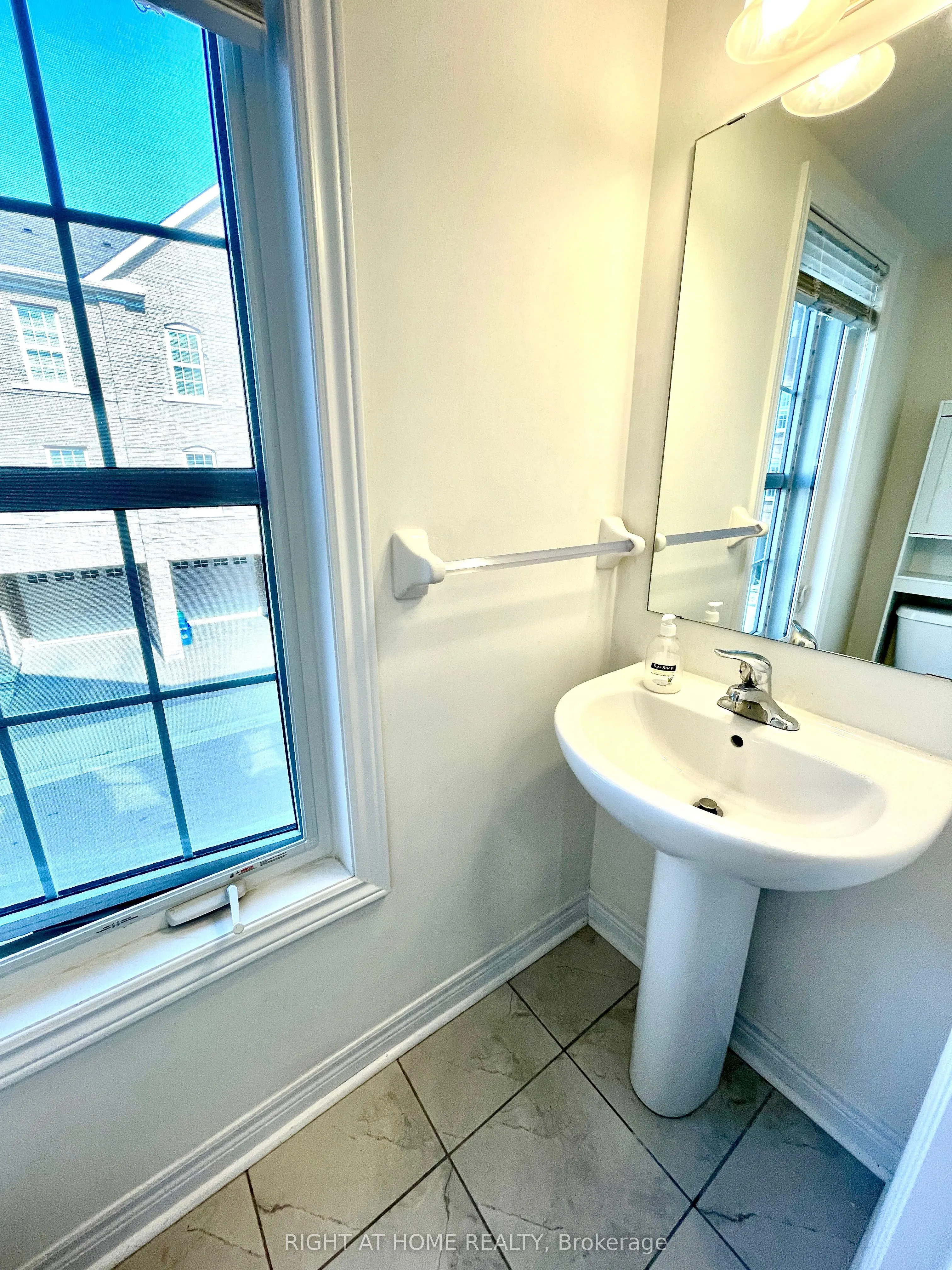 2280 Baronwood Drive, #91
