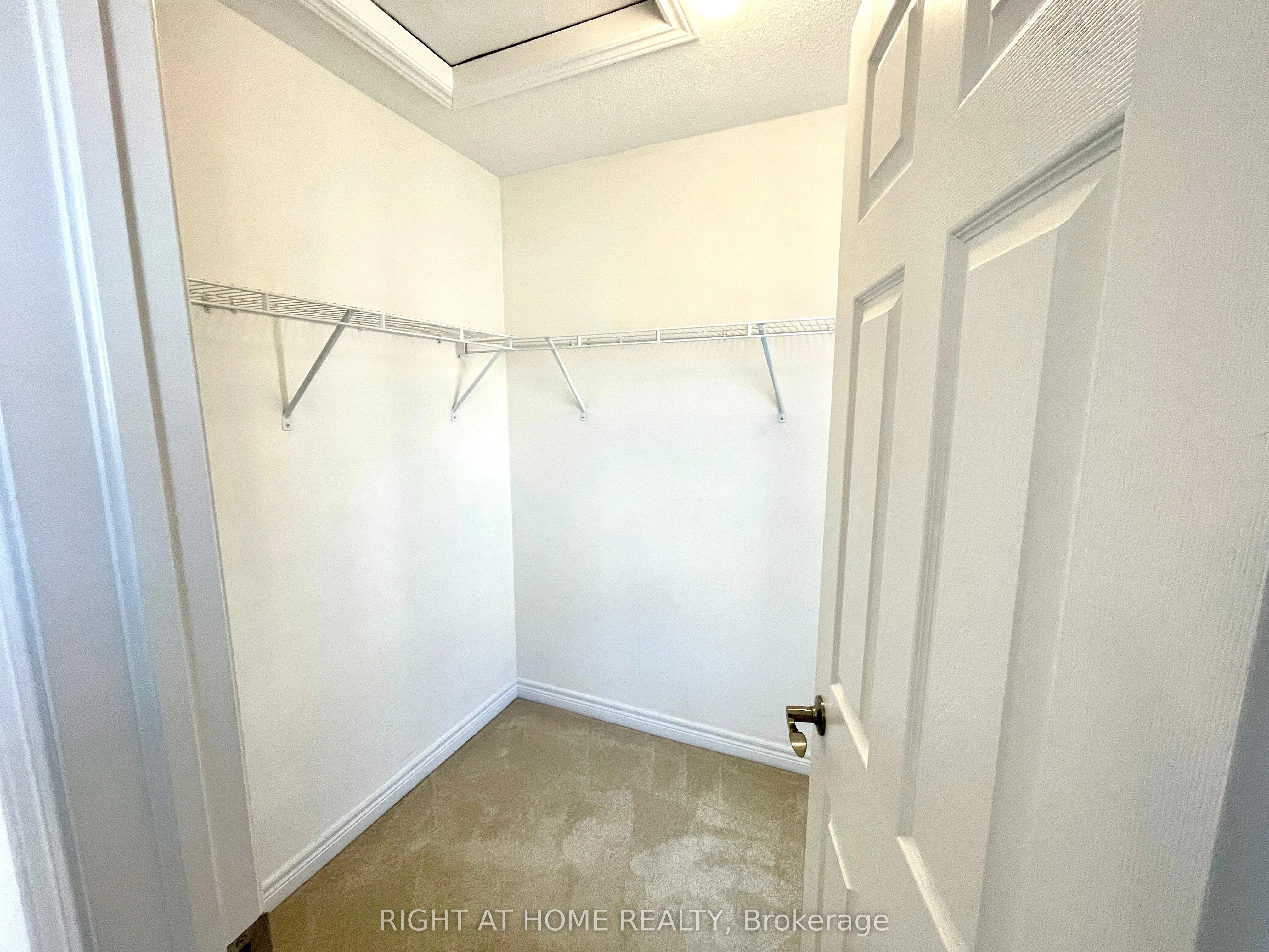 2280 Baronwood Drive, #91