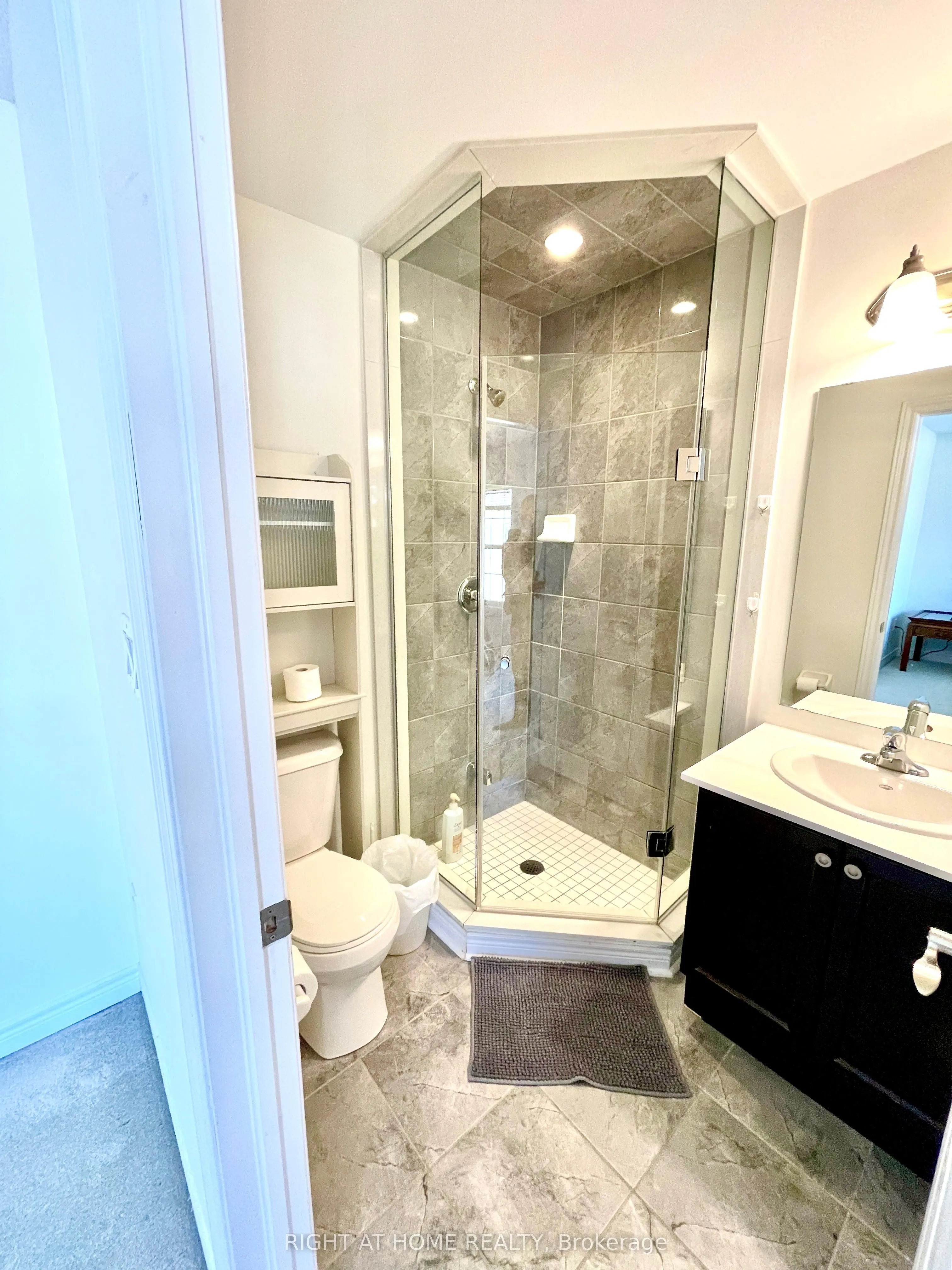 2280 Baronwood Drive, #91