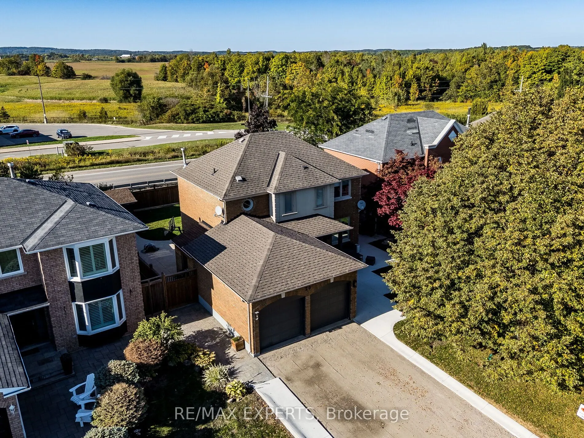 20 Foxchase Drive