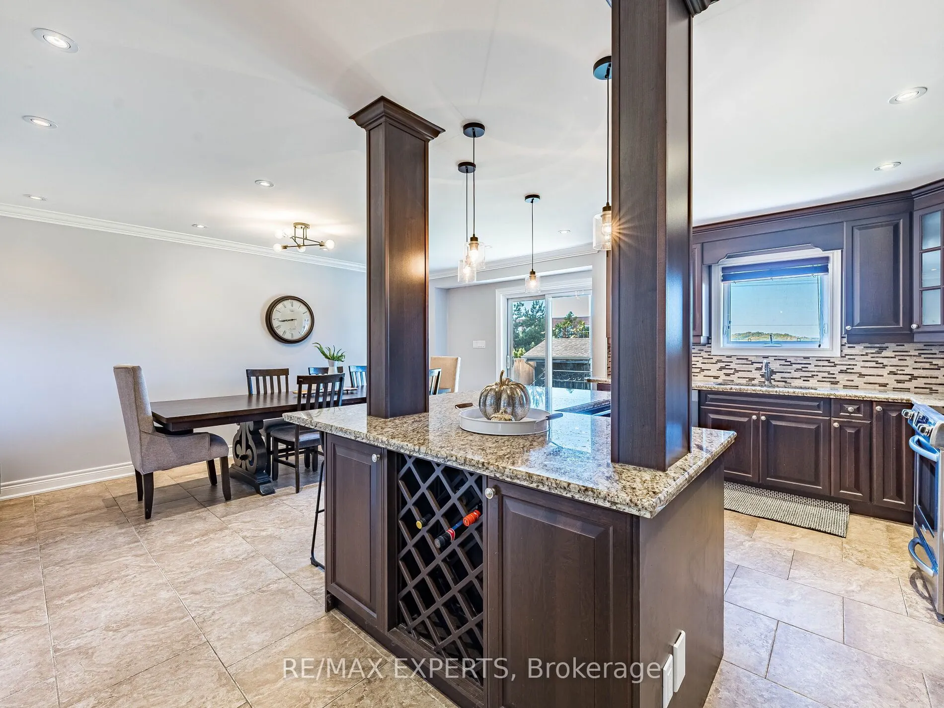20 Foxchase Drive