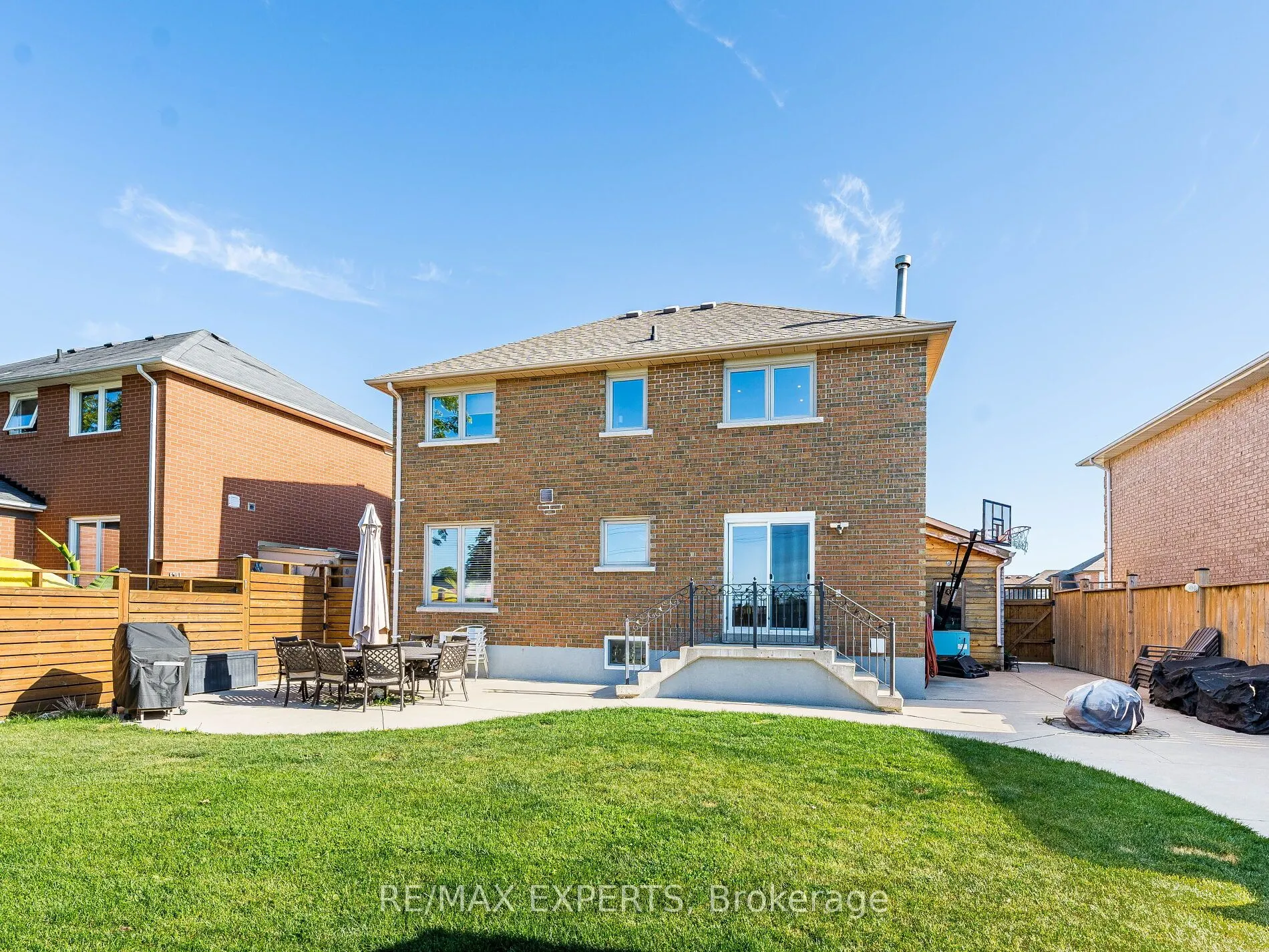 20 Foxchase Drive