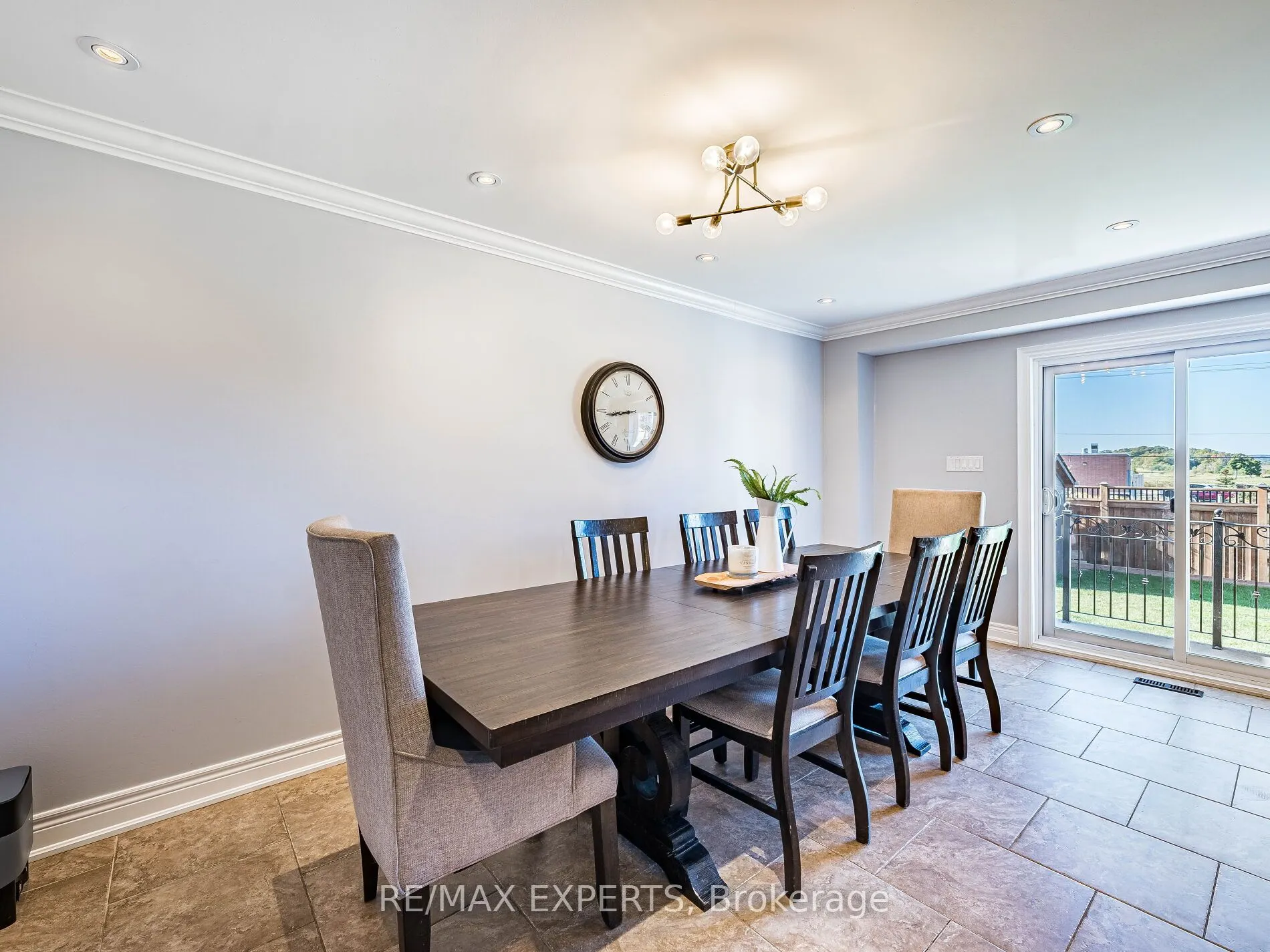20 Foxchase Drive