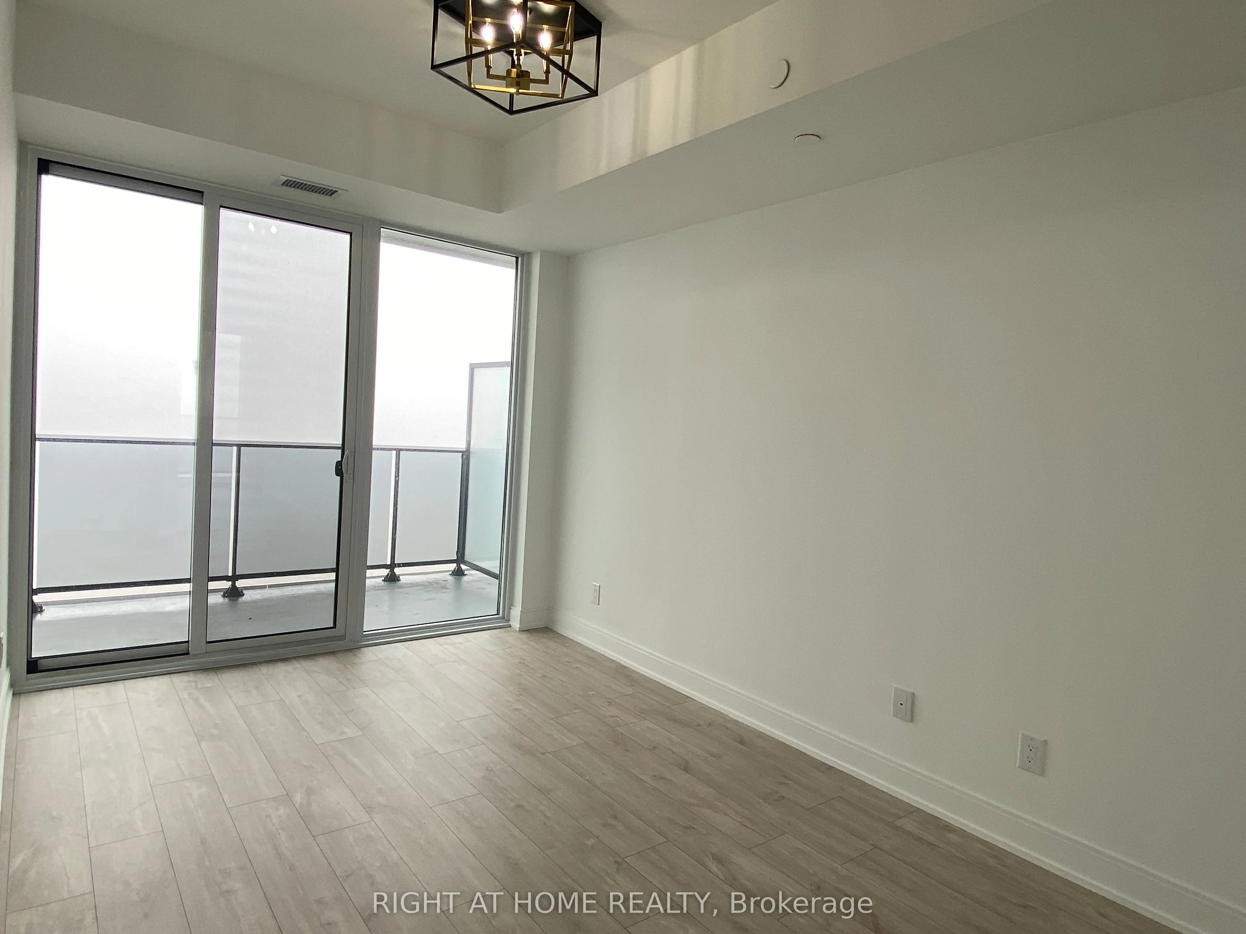 70 ANNIE CRAIG Drive, #1810