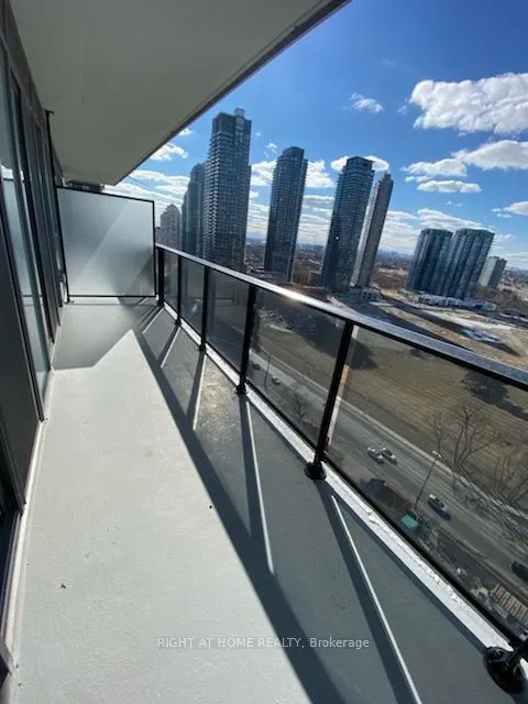 70 ANNIE CRAIG Drive, #1810