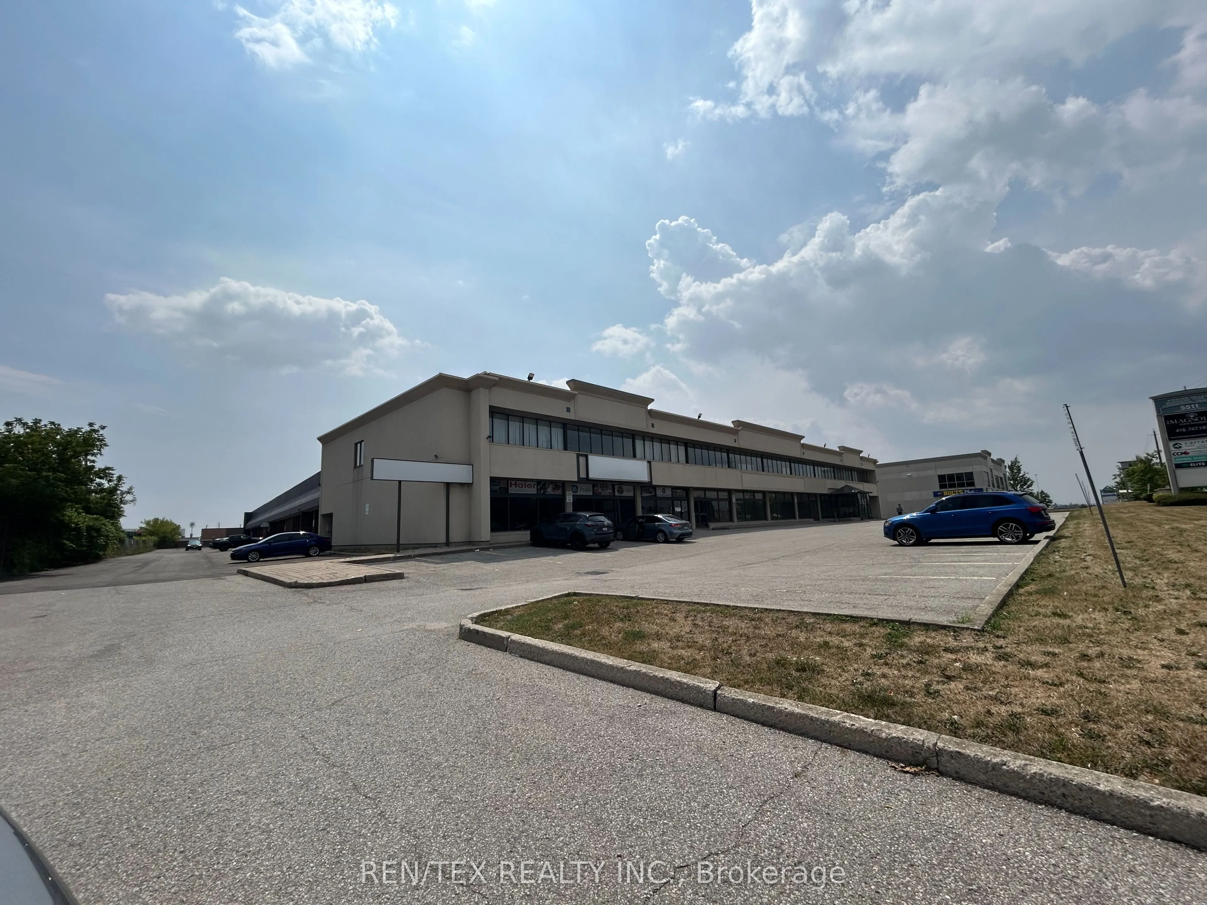 5511 Steeles Avenue W, #4,5,6,7