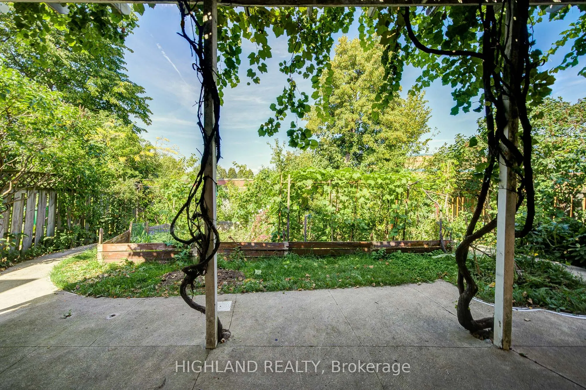 257 Huntington Ridge Drive