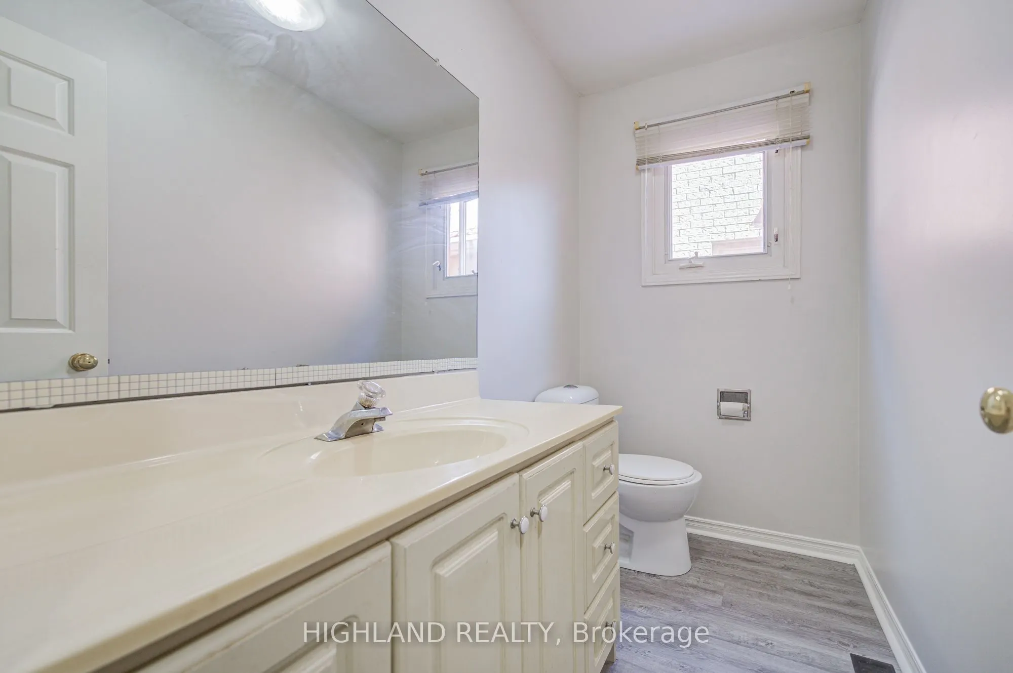 257 Huntington Ridge Drive
