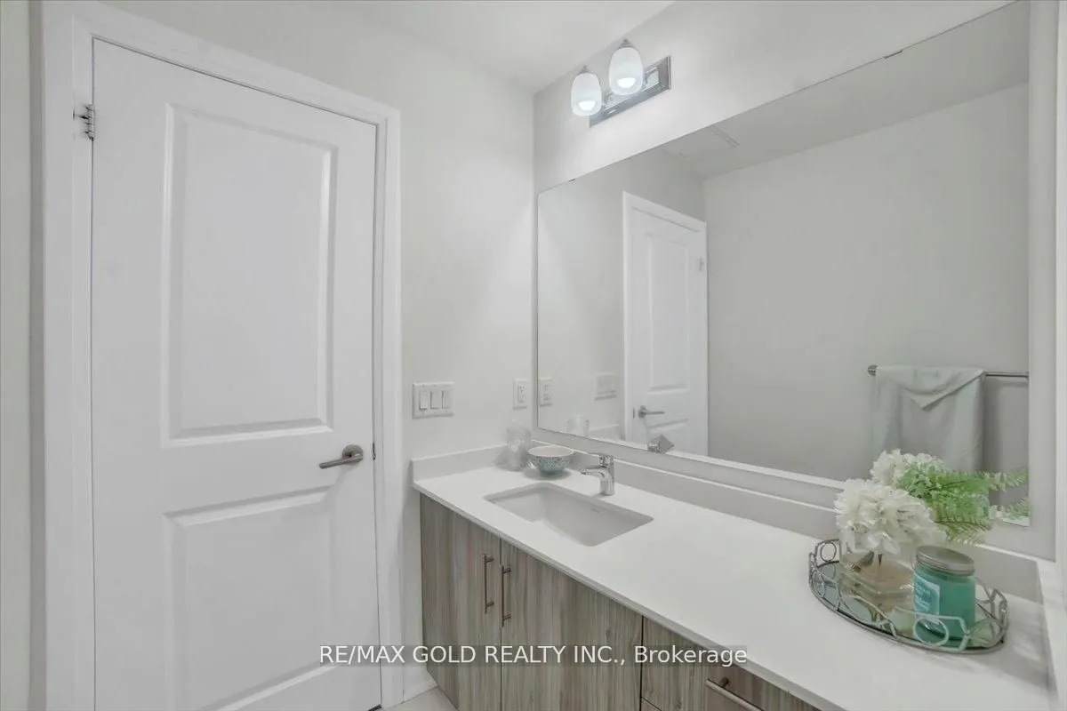 95 Attmar Drive, #307