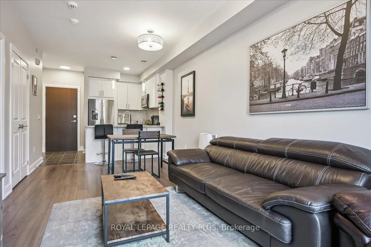 216 Oak Park Boulevard, #414