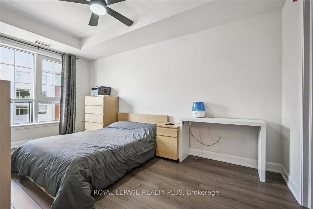 216 Oak Park Boulevard, #414