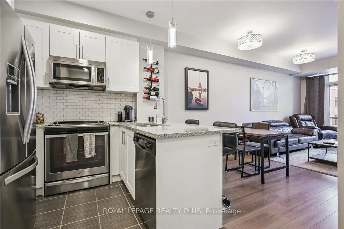 216 Oak Park Boulevard, #414