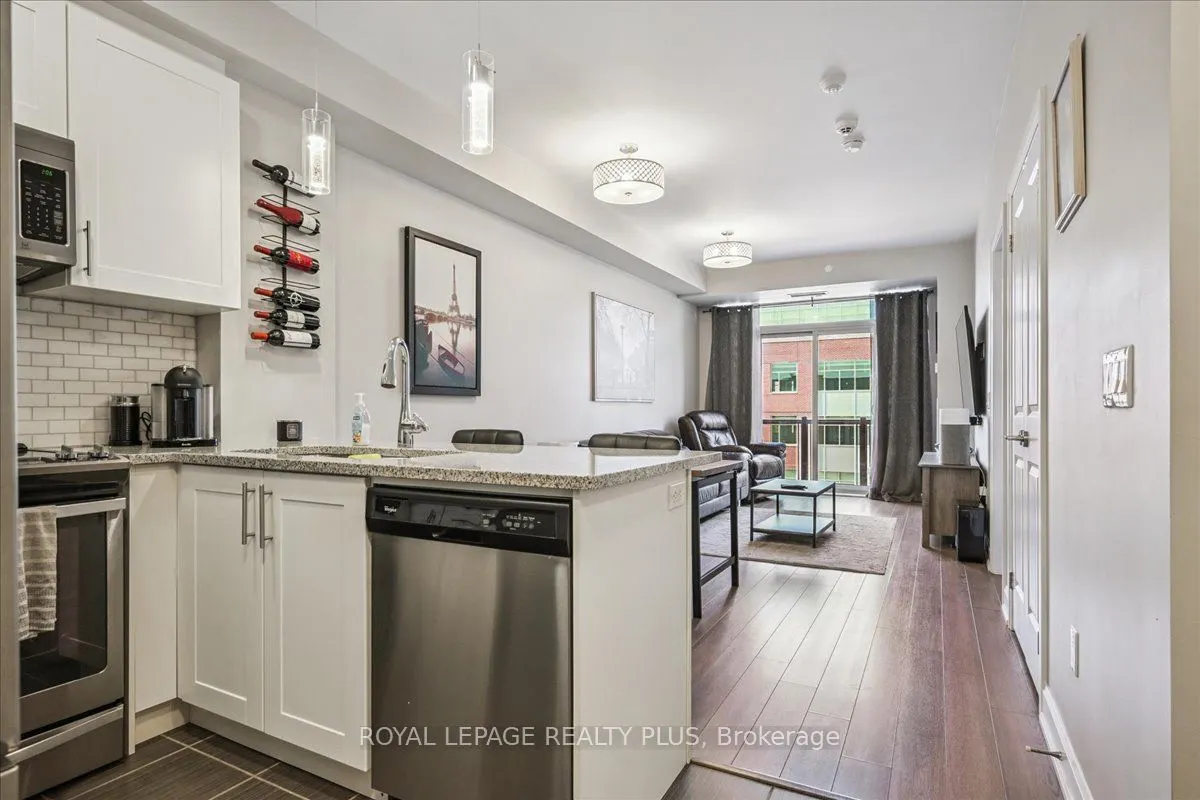 216 Oak Park Boulevard, #414