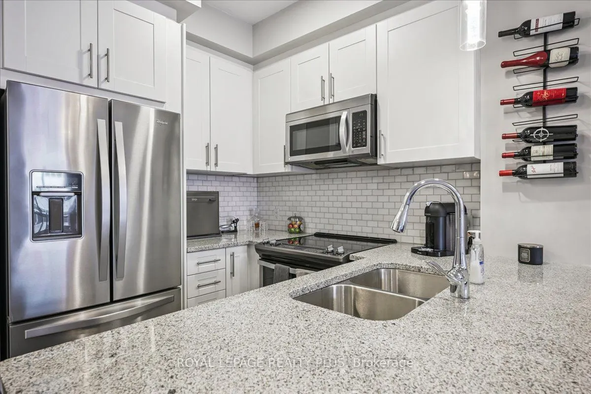 216 Oak Park Boulevard, #414