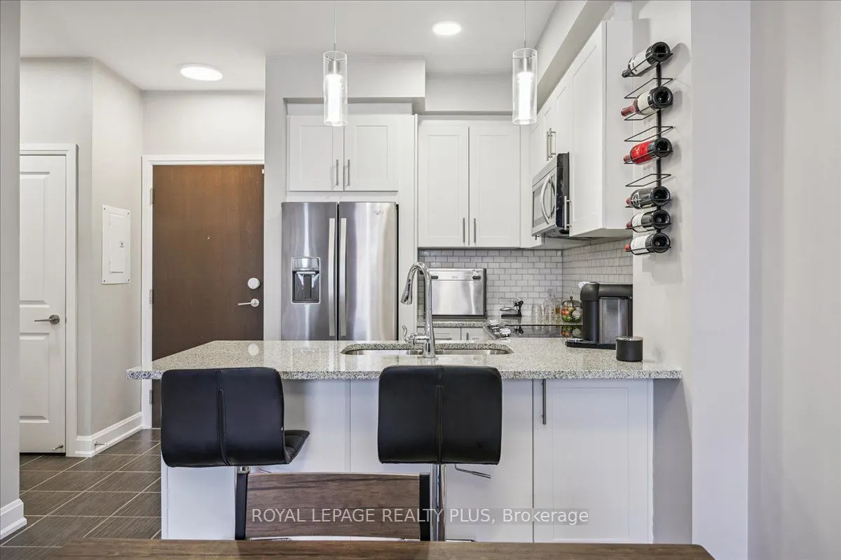 216 Oak Park Boulevard, #414