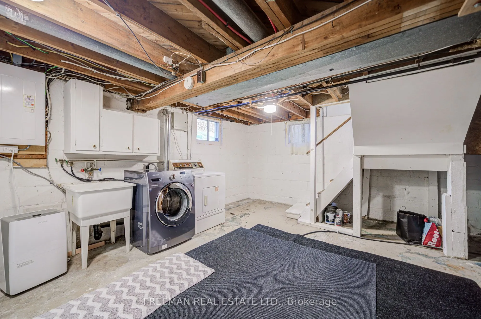 6 Lloyd George Avenue