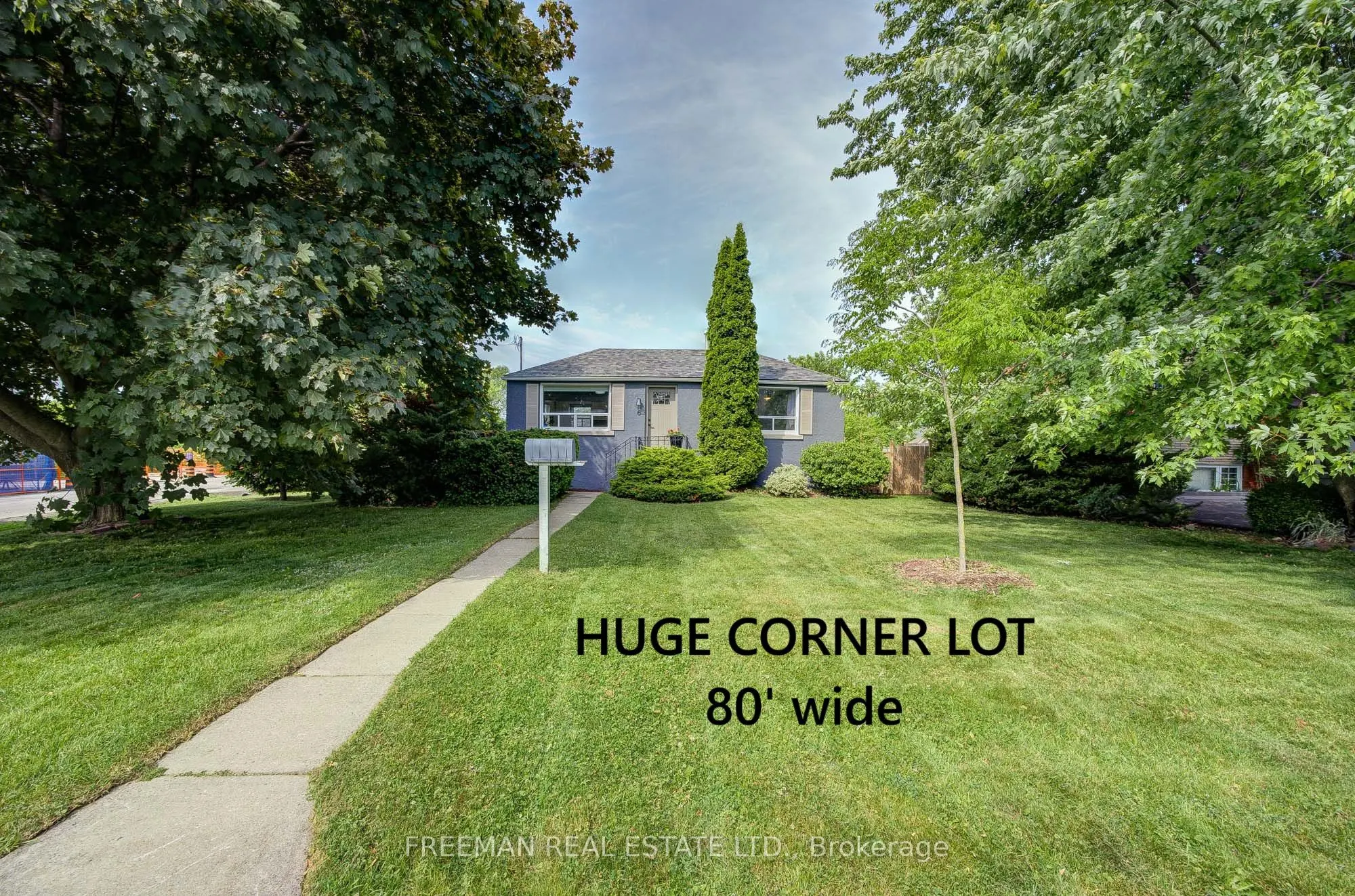 6 Lloyd George Avenue