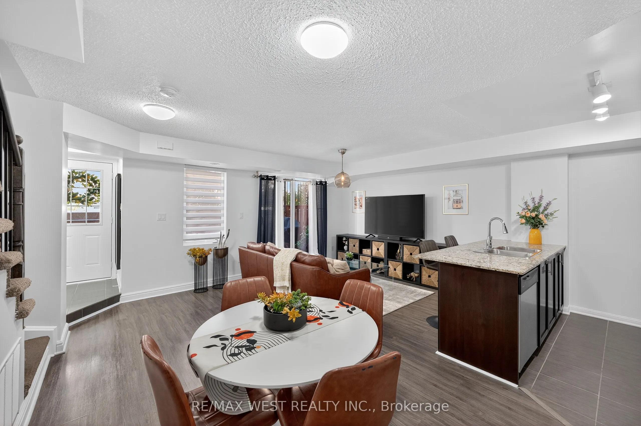 14 Foundry Avenue, #117