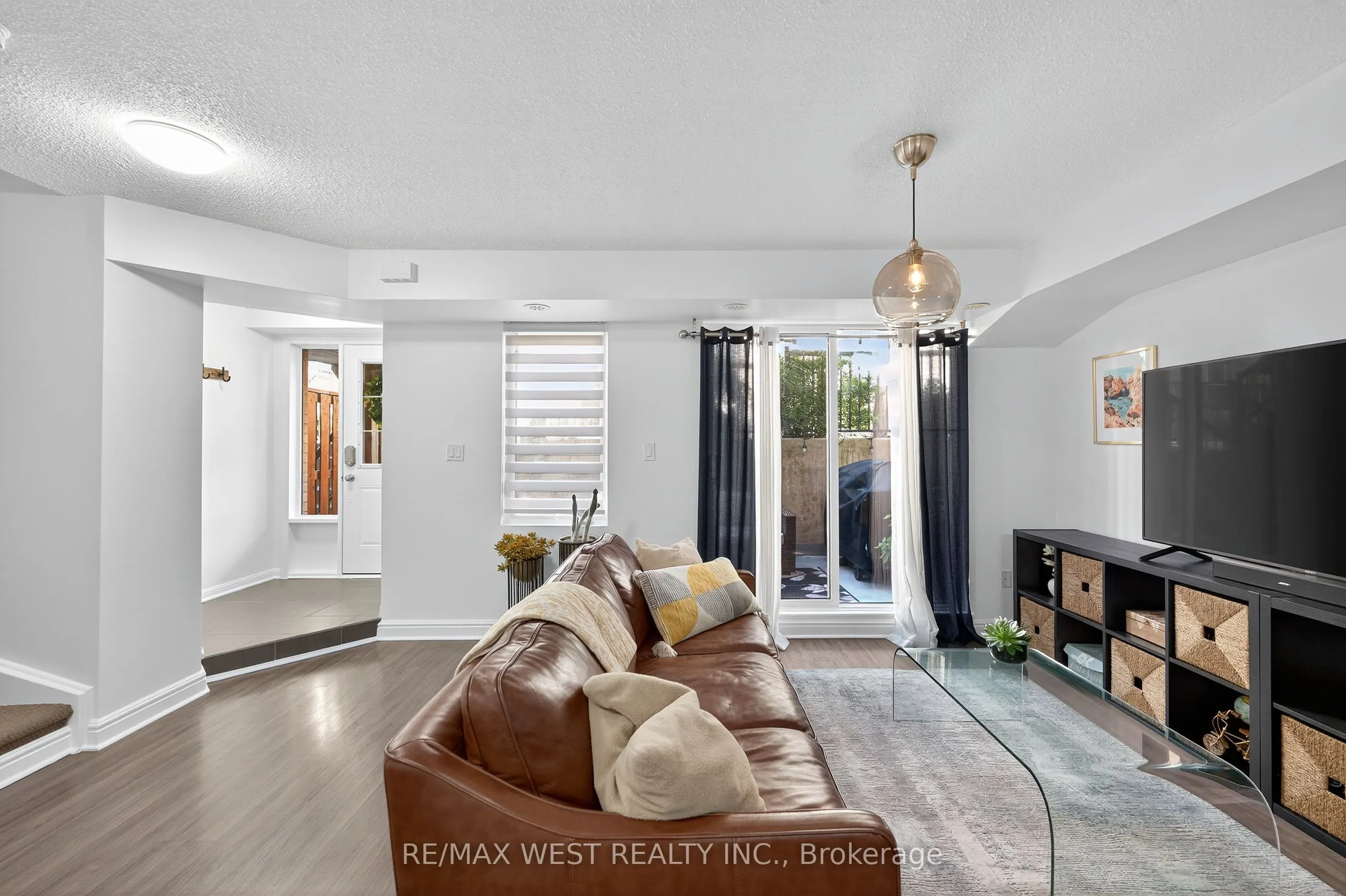14 Foundry Avenue, #117
