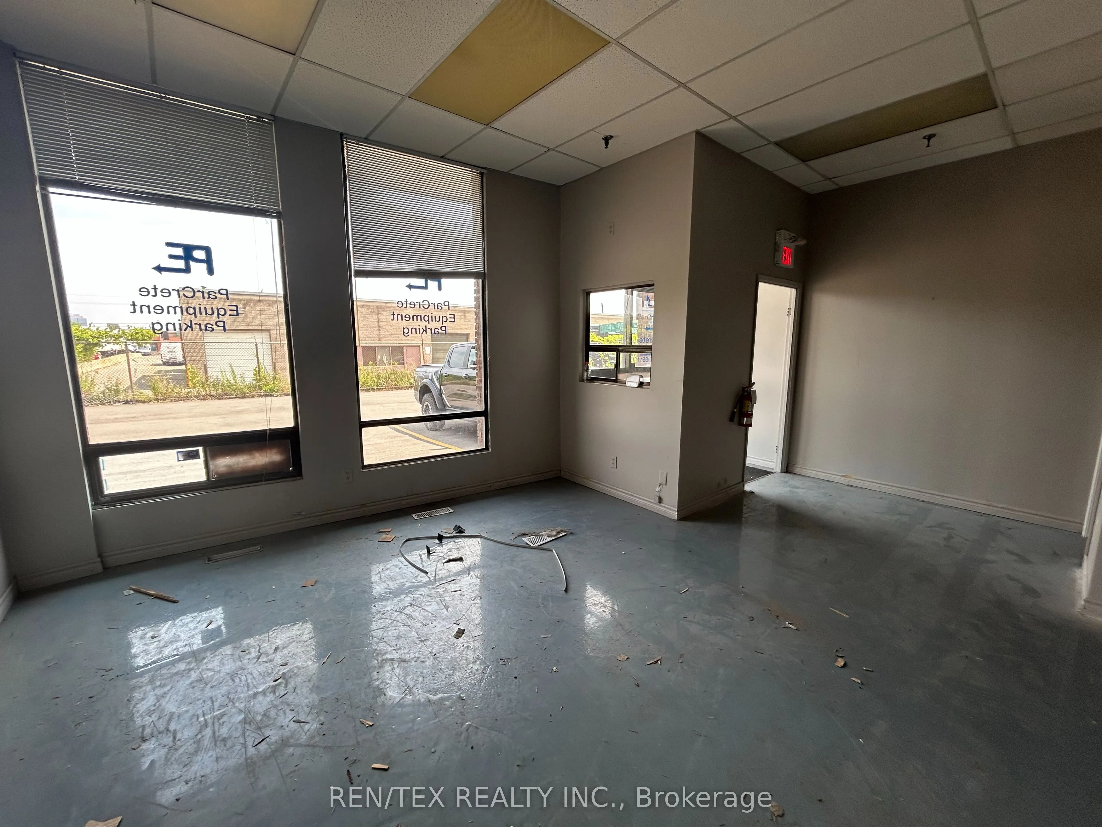 5511 Steeles Avenue W, #4-5