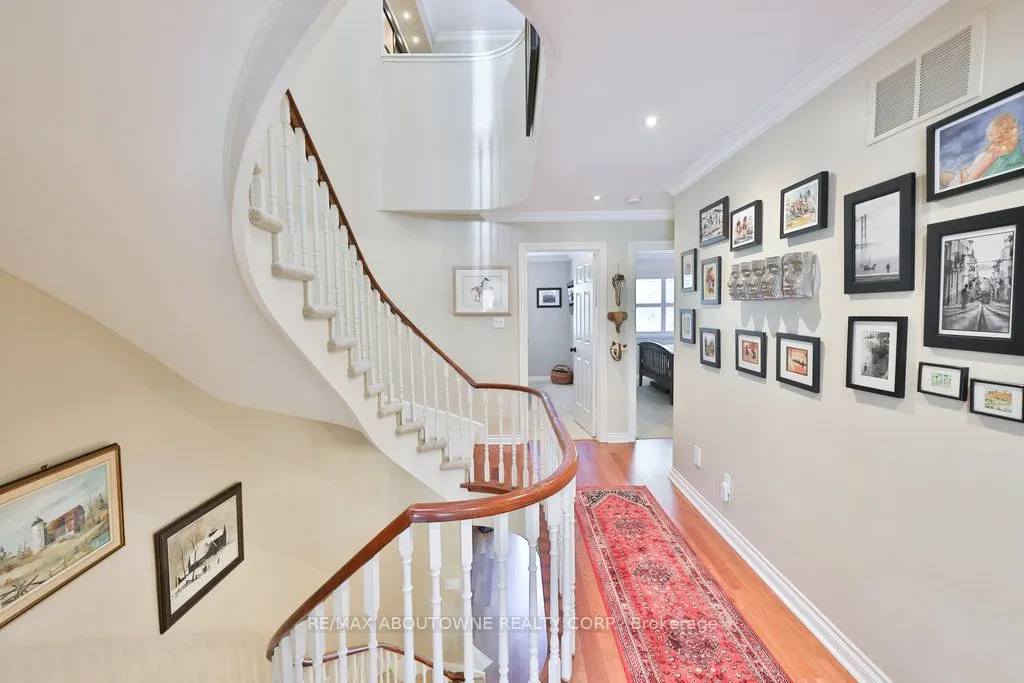68 Tradewind Drive