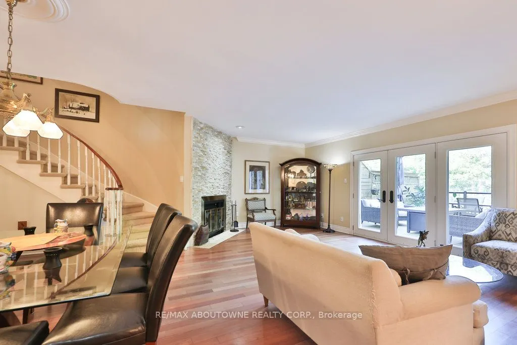 68 Tradewind Drive