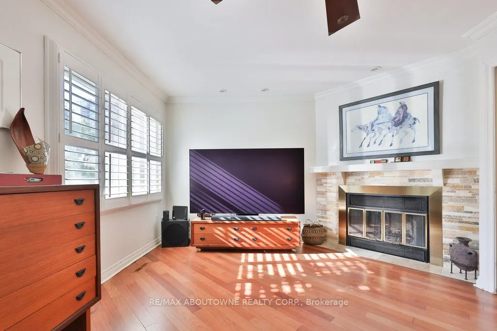 68 Tradewind Drive