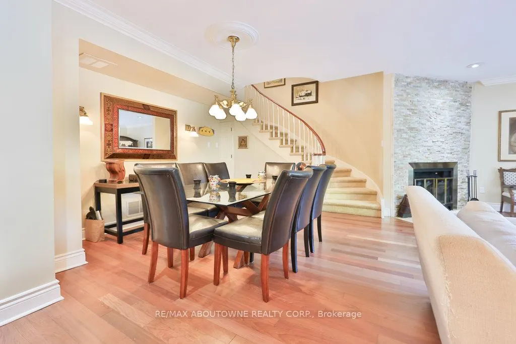 68 Tradewind Drive