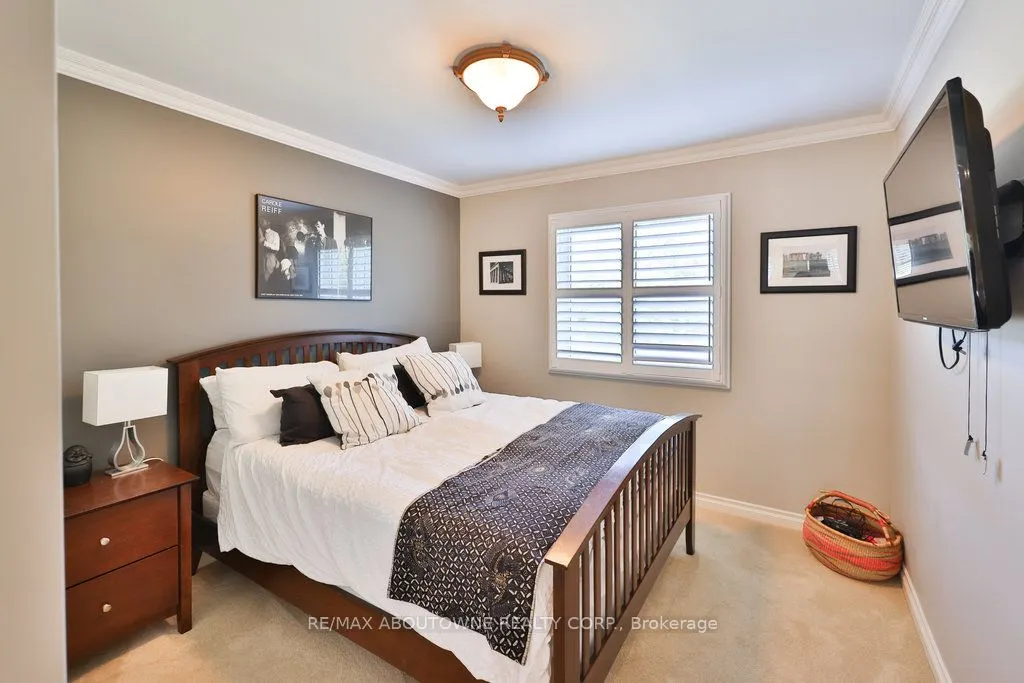 68 Tradewind Drive