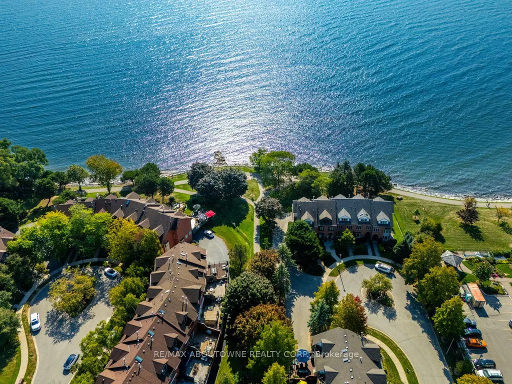 68 Tradewind Drive