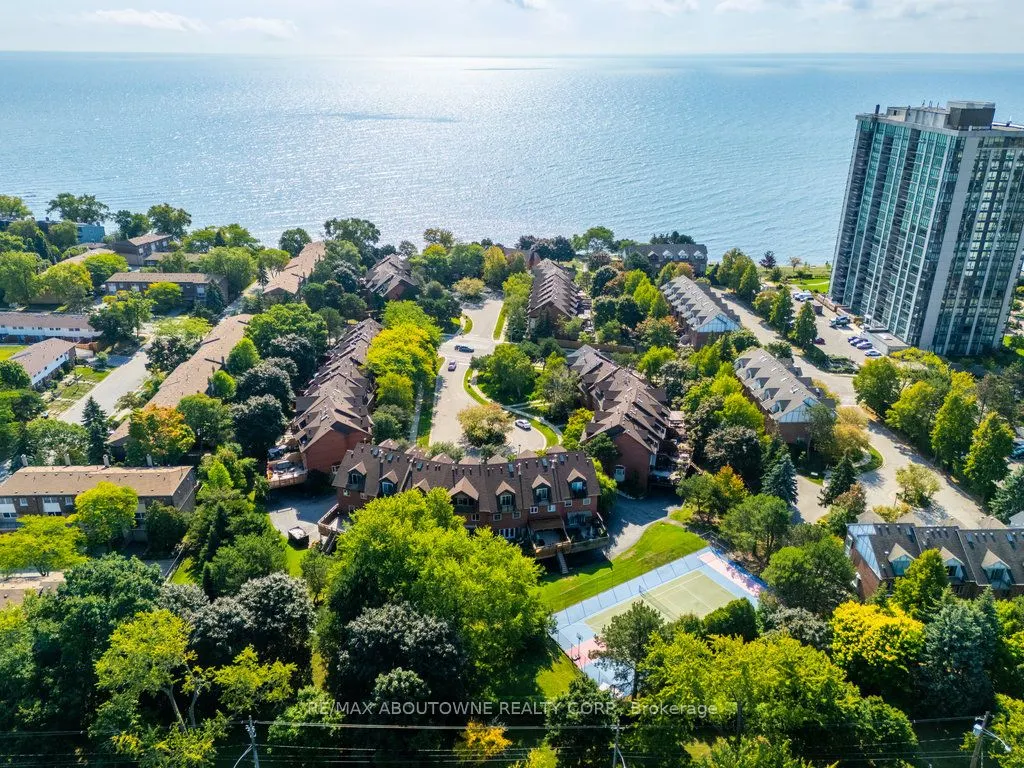 68 Tradewind Drive