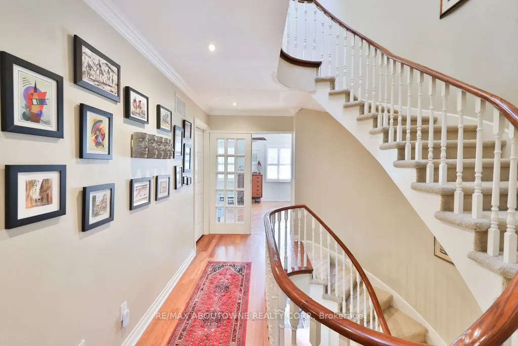 68 Tradewind Drive