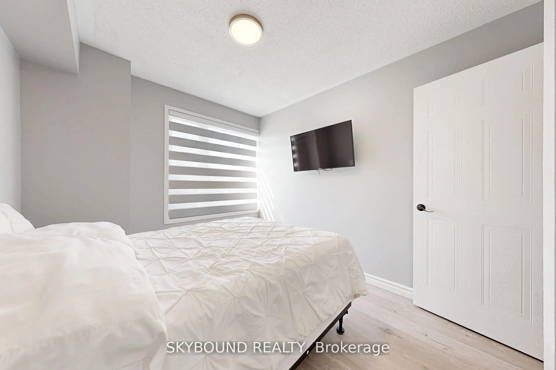 3088 Eglinton Avenue W, #85