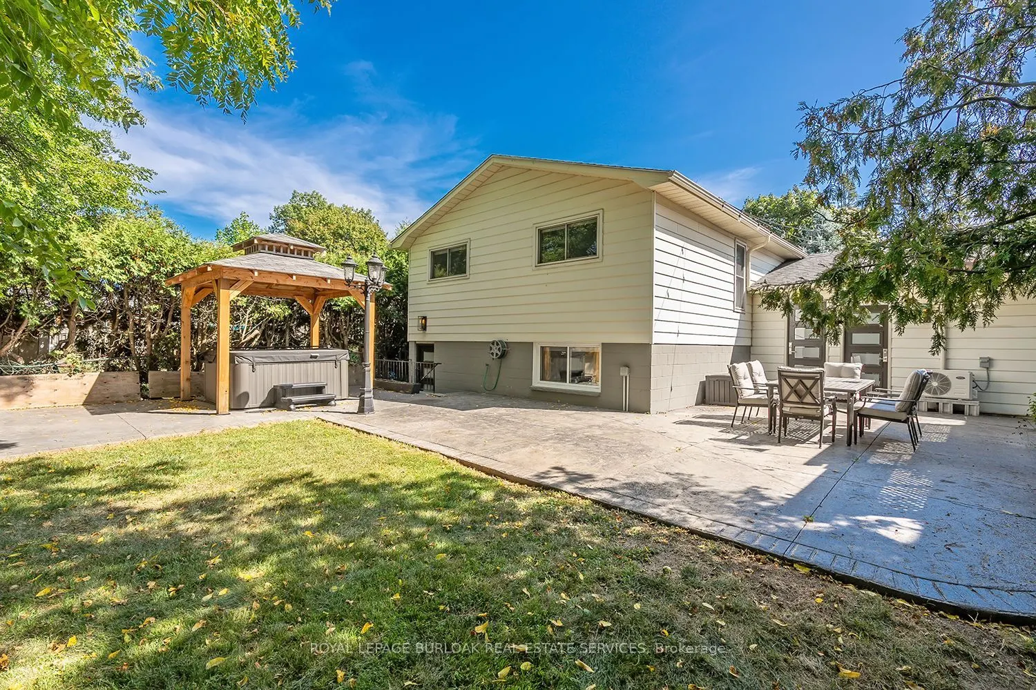 1207 Richmond Road