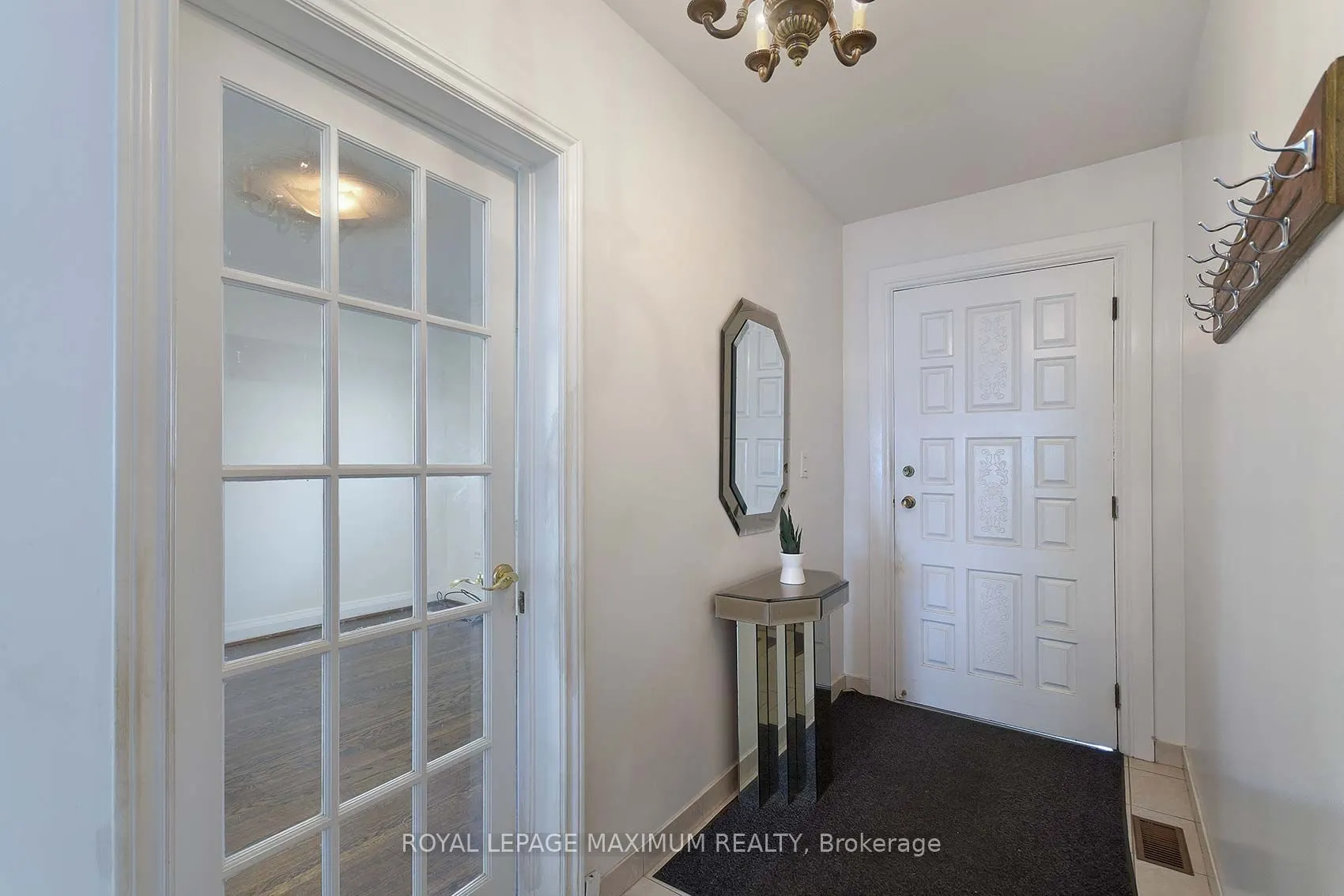 245 Belgravia Avenue