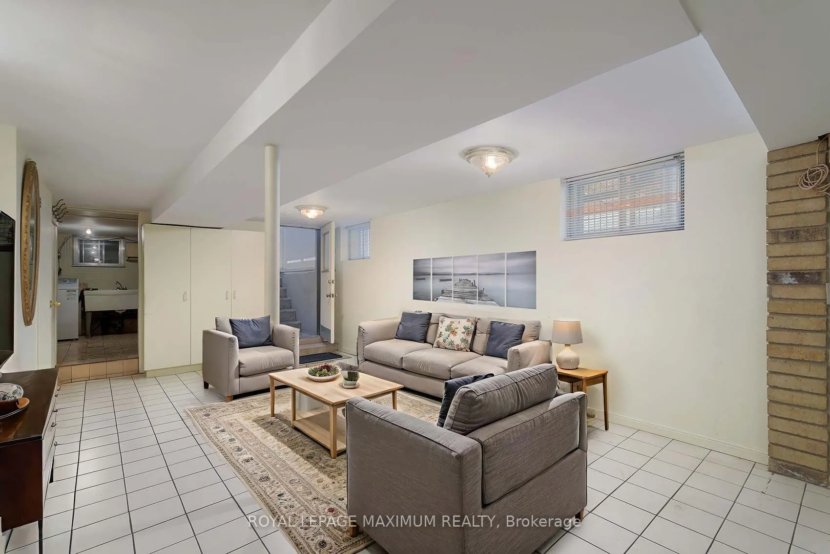 245 Belgravia Avenue
